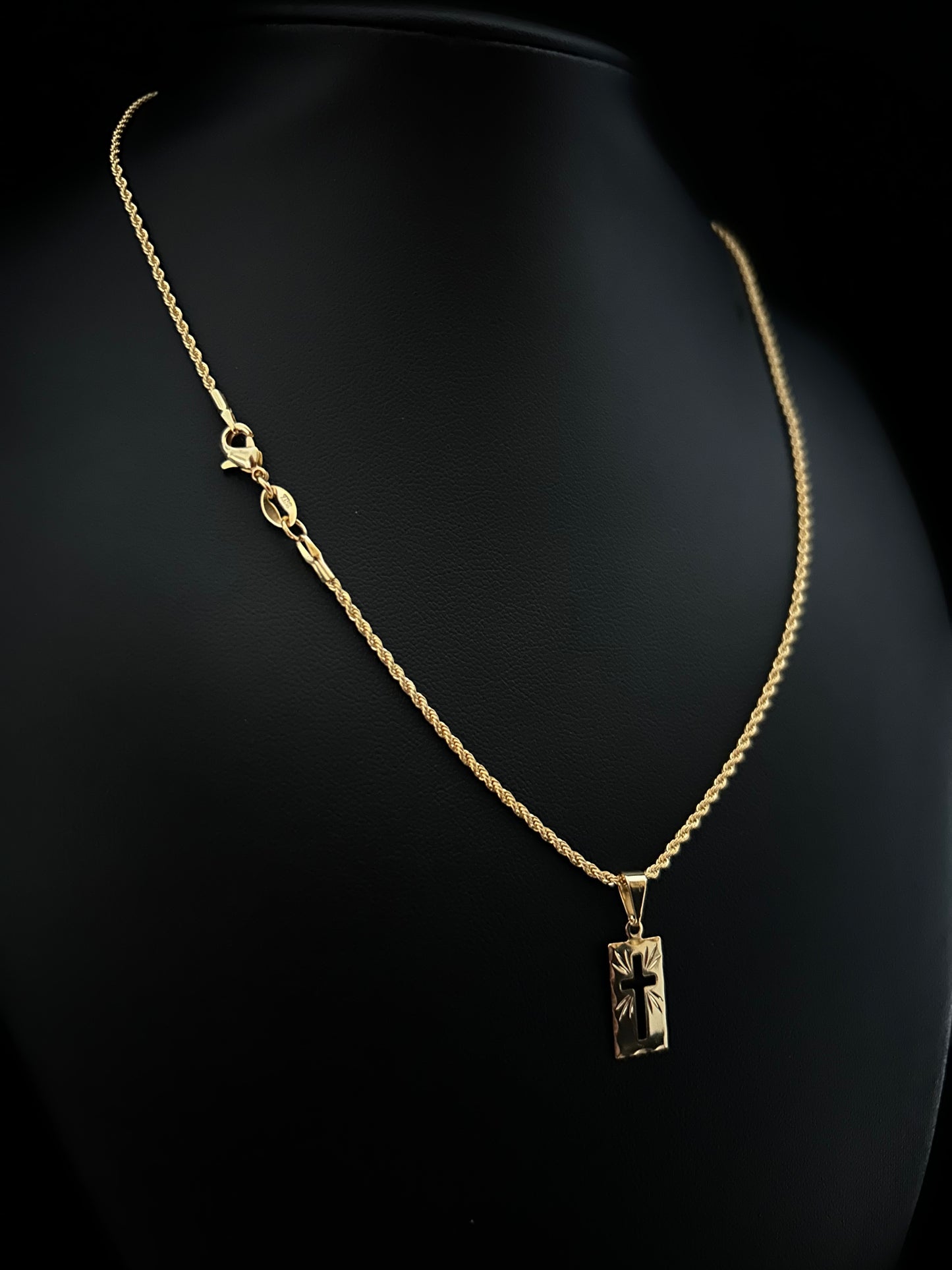 SET CADENA SOGA + CRUZ PLACA