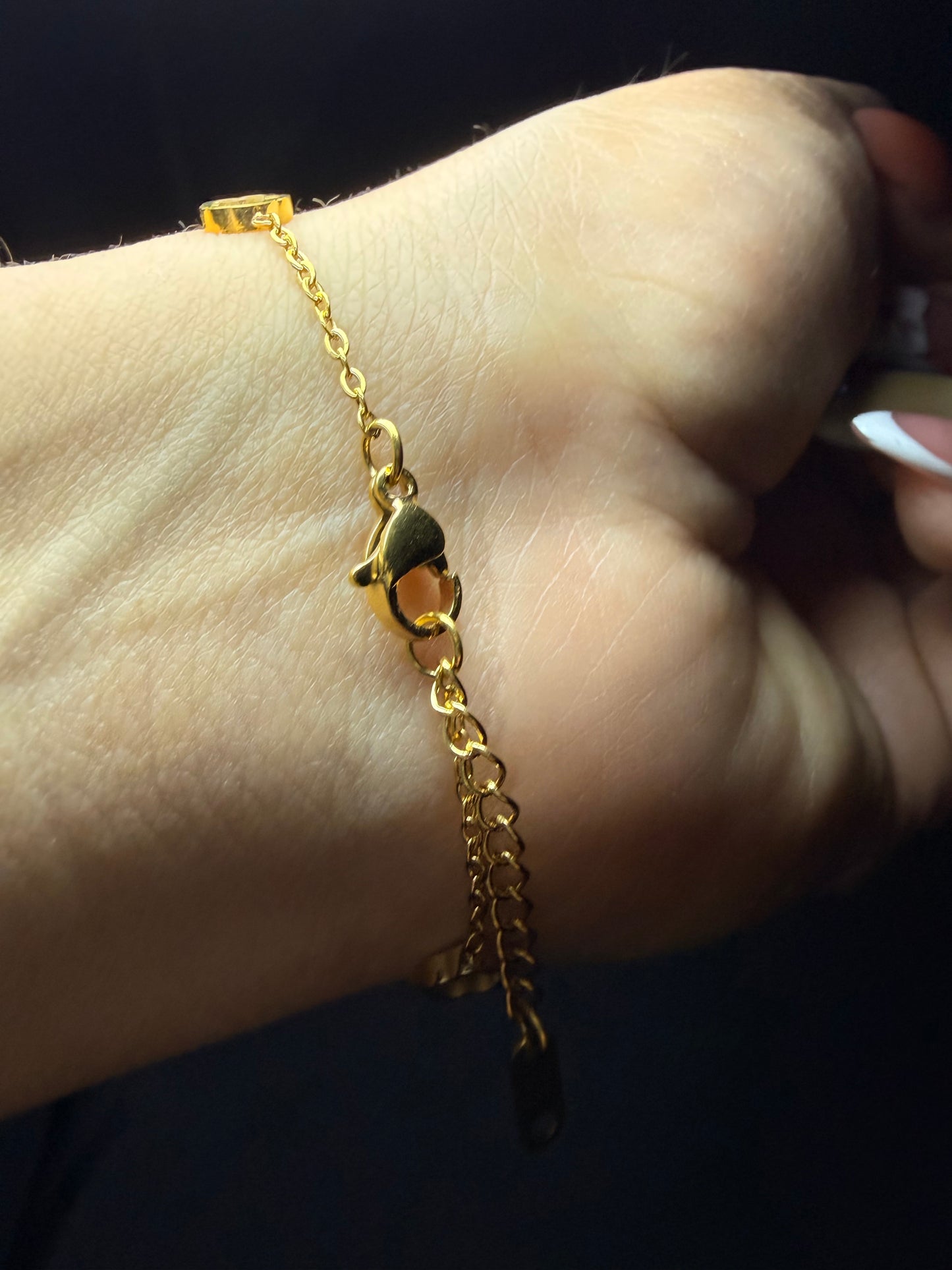 PULSERA TRÉBOL GOLD WHITE