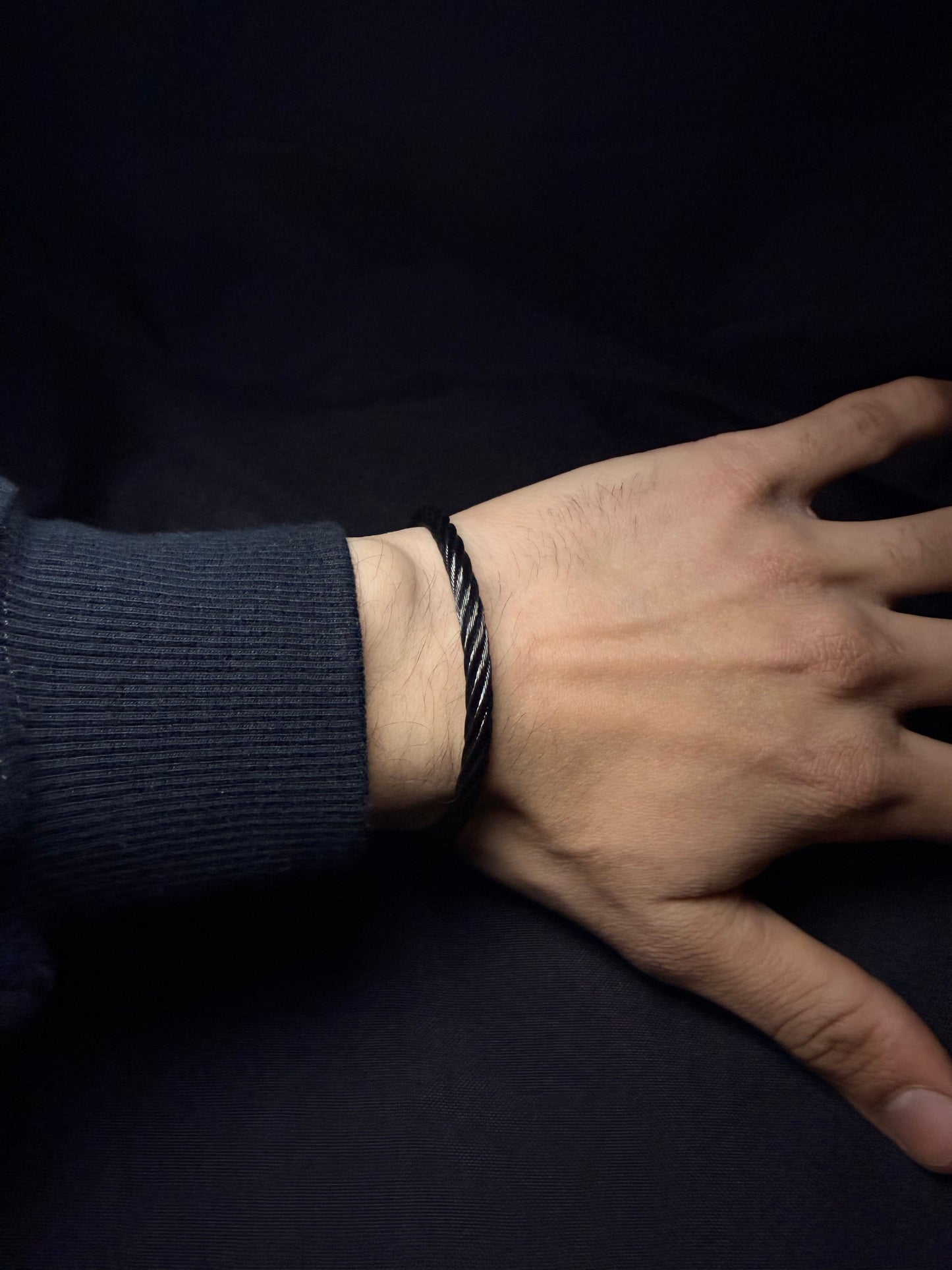 PULSERA PUENTE TIRANTE BLACK