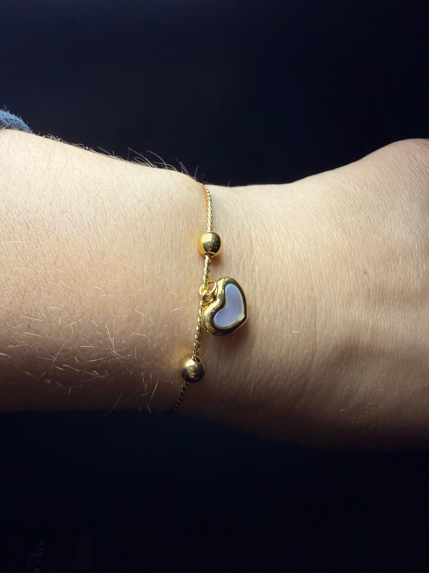PULSERA CORAZÓN GOLD WHITE