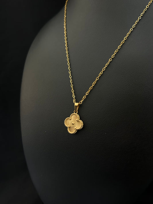 CADENA TRÉBOL GOLD