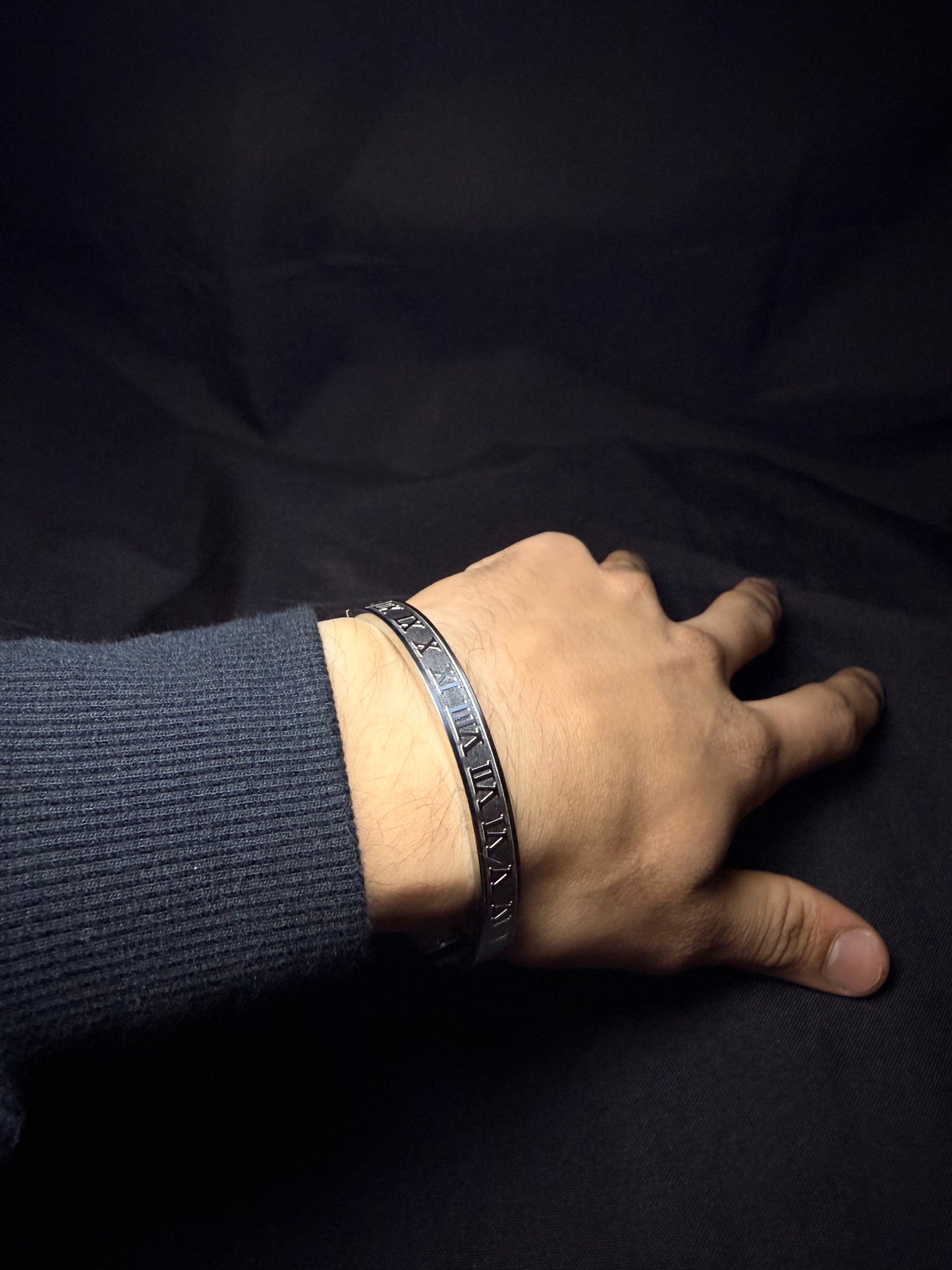 PULSERA NÚMERO ROMANOS SILVER
