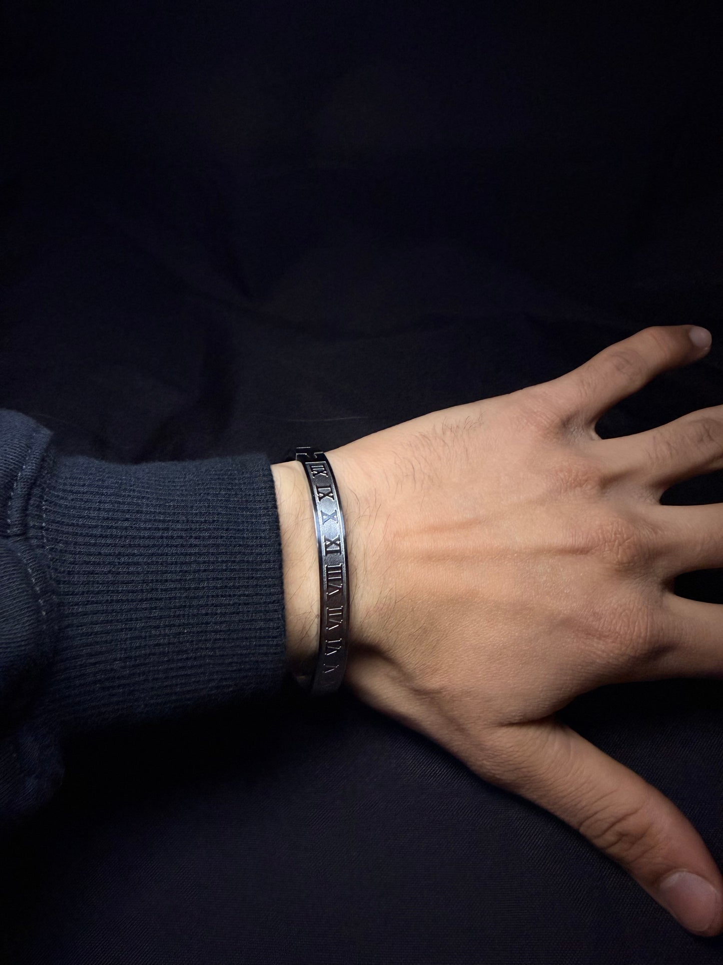PULSERA NÚMERO ROMANOS SILVER