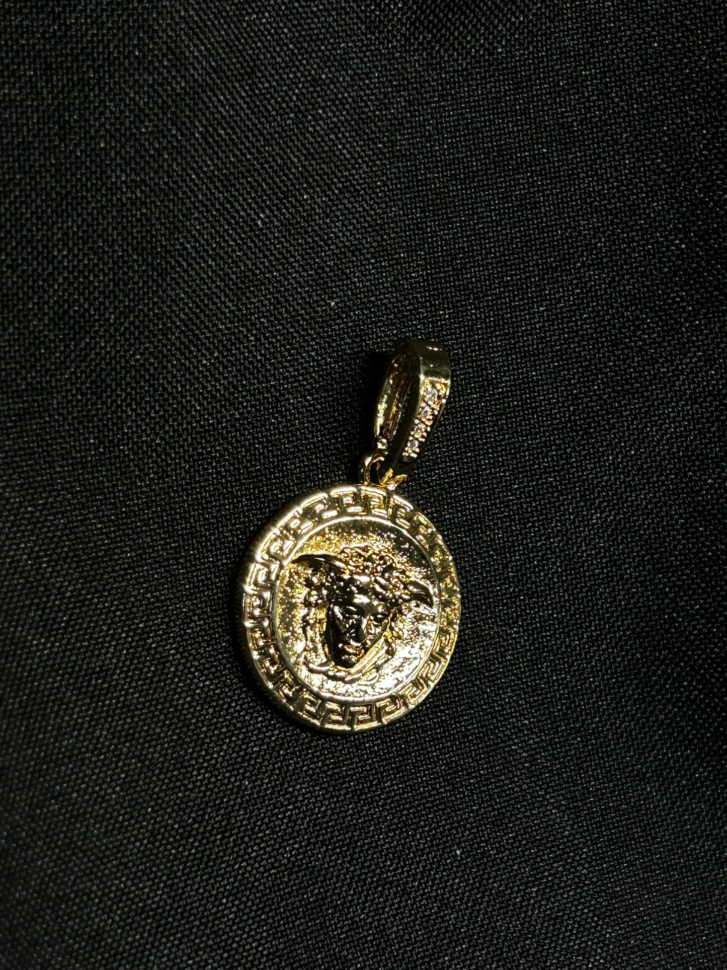COLGANTE VERSACE