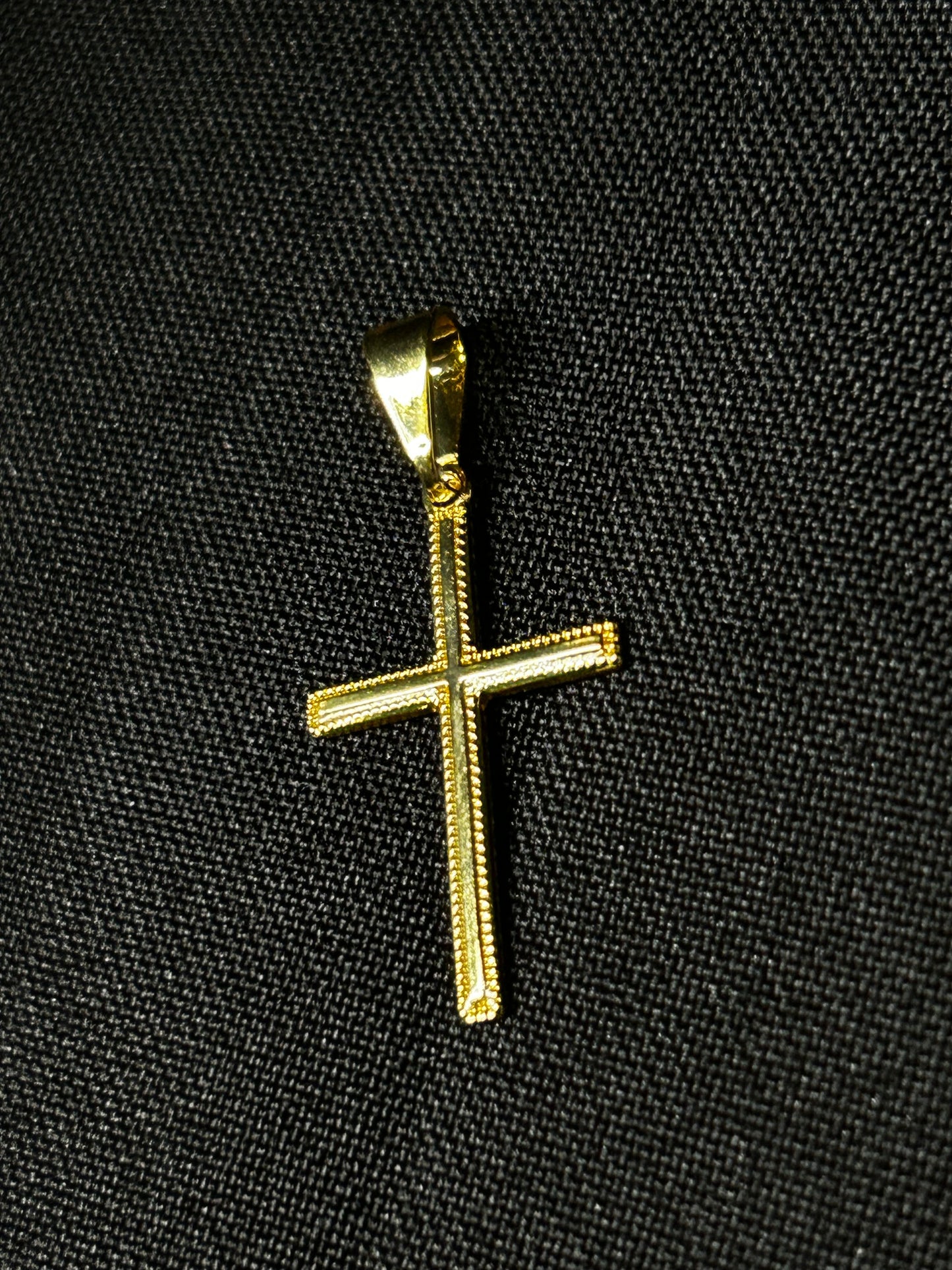 COLGANTE CRUZ BORDES DE PUNTO