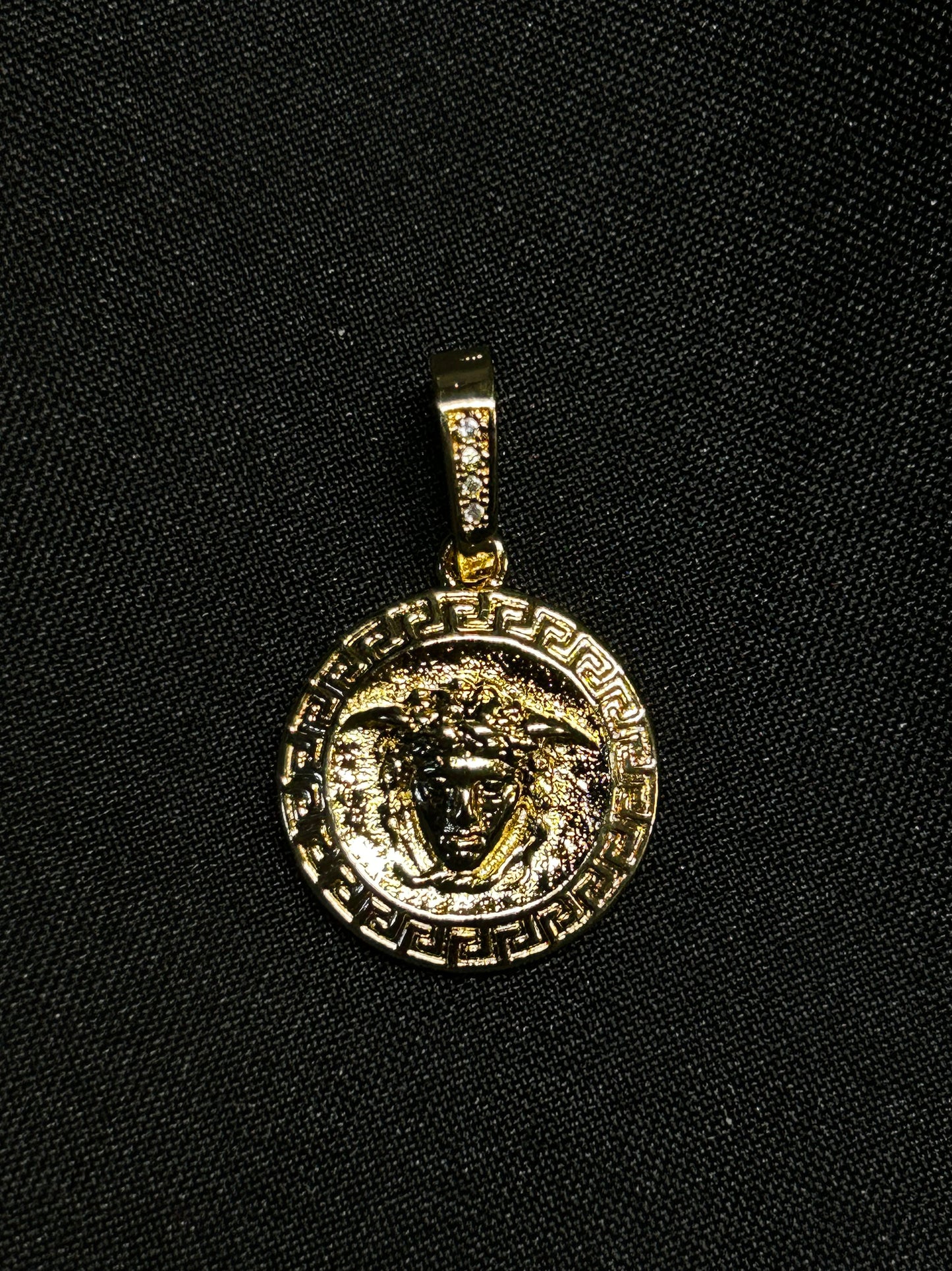 COLGANTE VERSACE