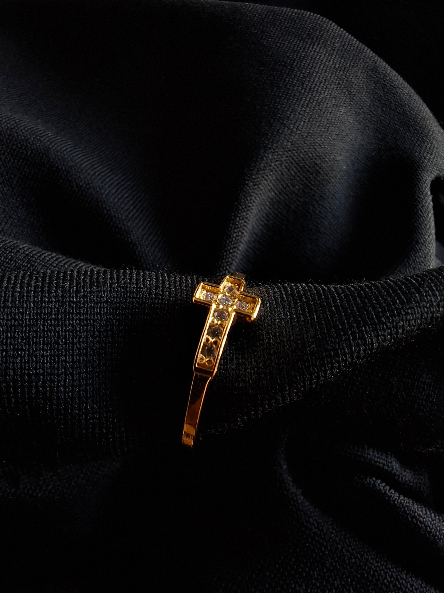ANILLO CRUZ
